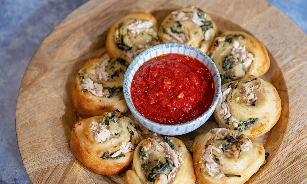 Baked Tuna, Ricotta And Spinach Pinwheels